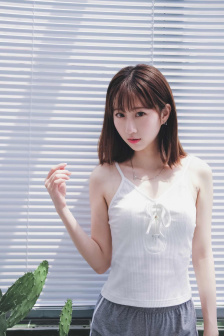 小太正裸体脱裤子无遮挡